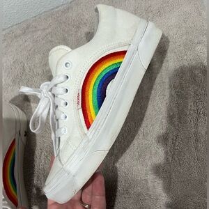 Vans Lampin 86 Pride White Sneakers w/ Rainbow Design - Women’s 7